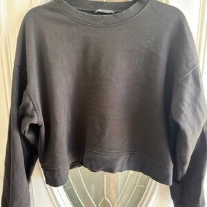Zara Black Crewneck Pullover